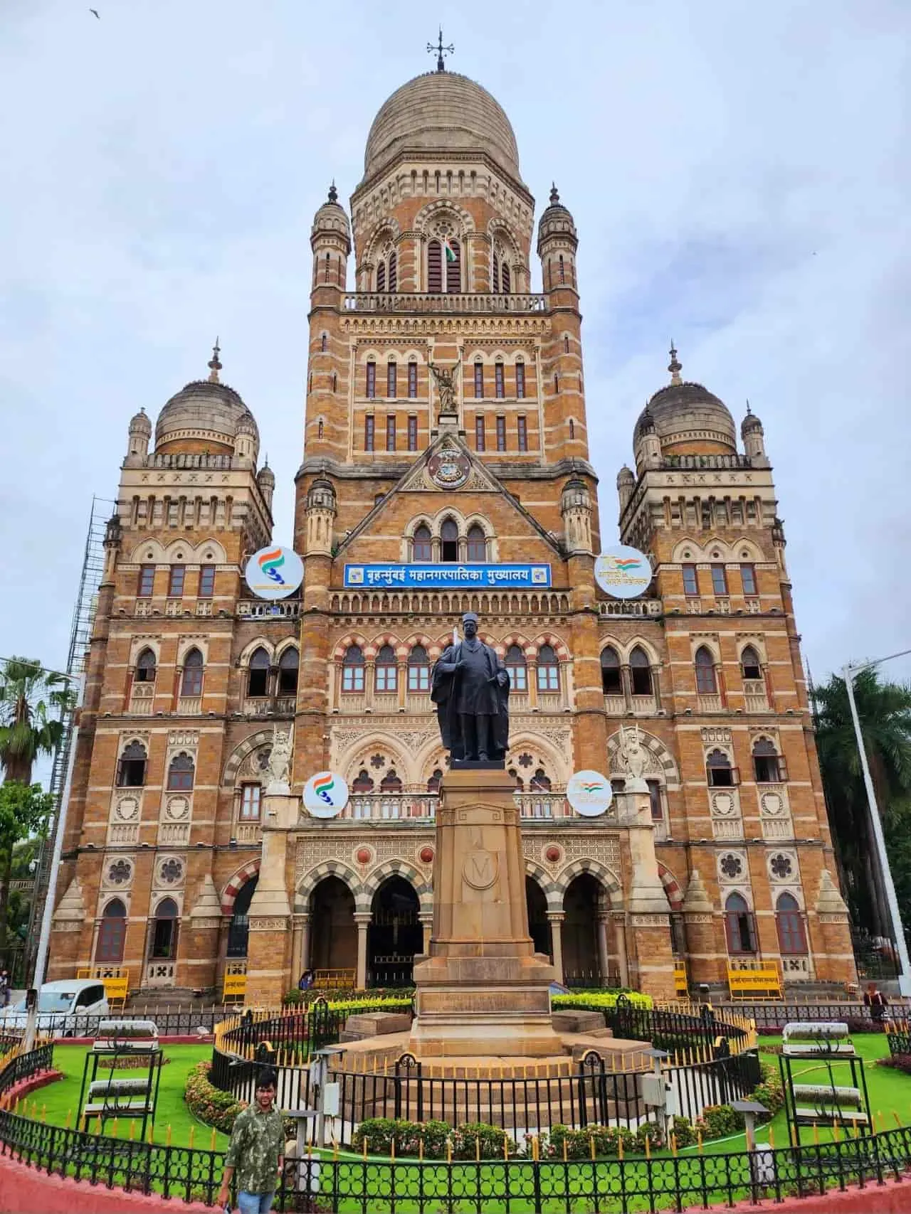 The grand Brihanmumbai Municipal Corporation building stands as one of Mumbai's finest examples of Victorian Gothic architecture - a landmark that anchors the Gateway of India history trail through old Bombay.