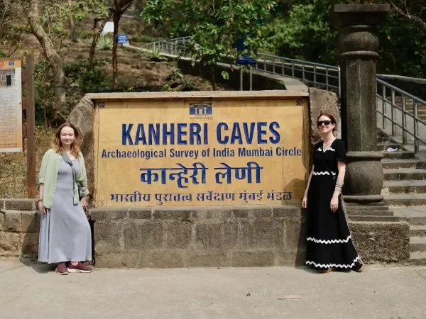 Kanheri Caves Tour & Golden Pagoda Tour, Mumbai